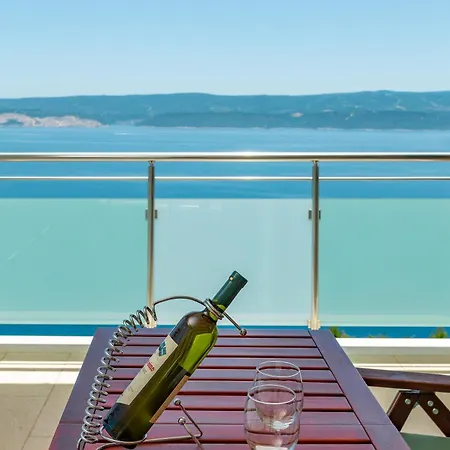 Crystal Blue Appartement