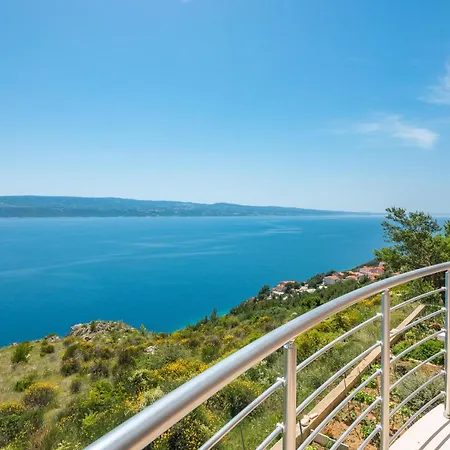 Crystal Blue Appartement